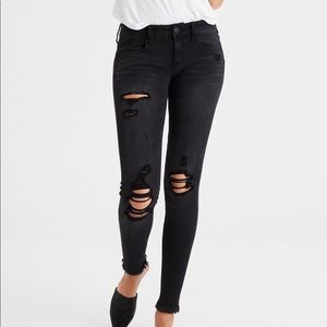 American Eagle Black Ripped Jeans 6 X-Long